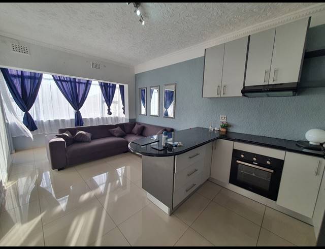 2 BEDROOM APARTMENT RENTED IN GLENLILLY